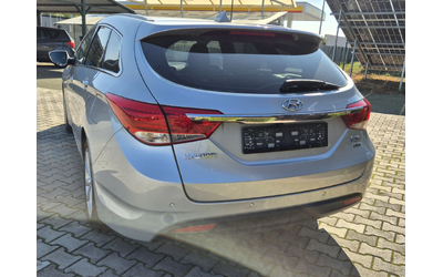 Hyundai I40 1.7 диз 136к.с - автомобили, коли, обяви за нови и употребявани 8
