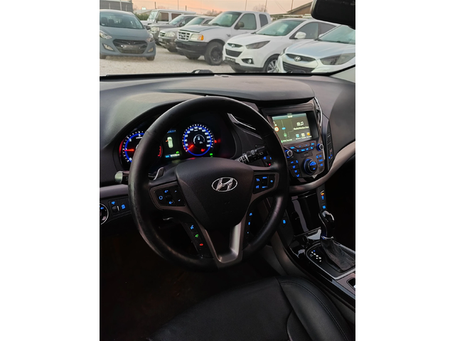 Hyundai I40 1.7, 140к.с. ТОП - автомобили, коли, обяви за нови и употребявани 14