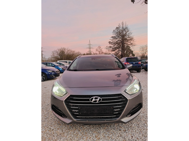 Hyundai I40 1.7, 140к.с. ТОП - автомобили, коли, обяви за нови и употребявани 16