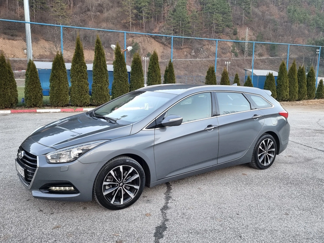 Hyundai I40 Avtomat/Navig/Facelift - автомобили, коли, обяви за нови и употребявани 1