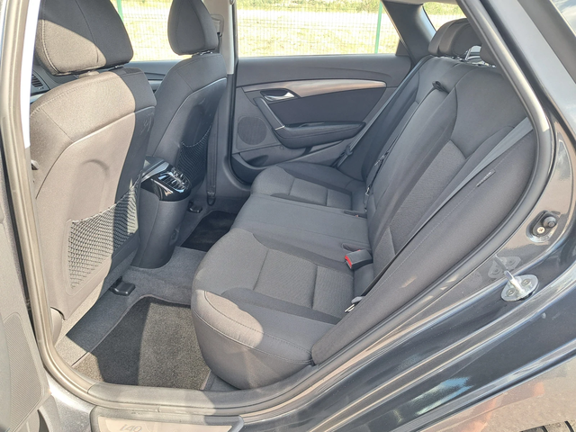 Hyundai I40 1, 7crdi - автомобили, коли, обяви за нови и употребявани 10