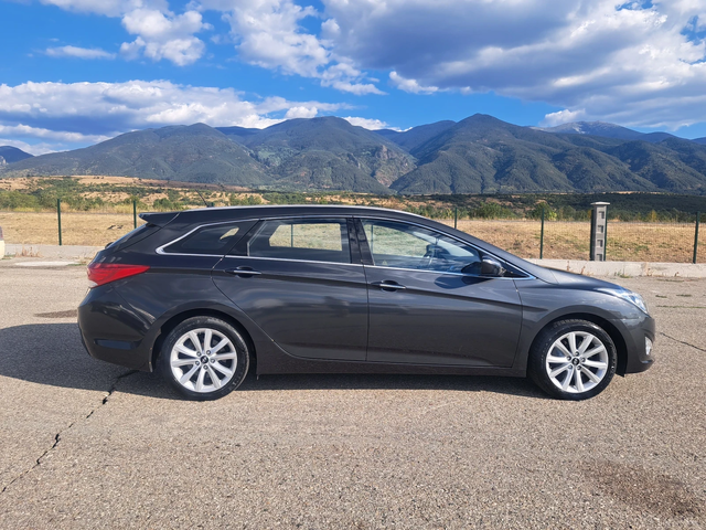 Hyundai I40 1, 7crdi - автомобили, коли, обяви за нови и употребявани 3