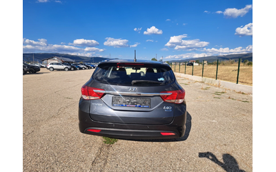 Hyundai I40 1, 7crdi - автомобили, коли, обяви за нови и употребявани 6