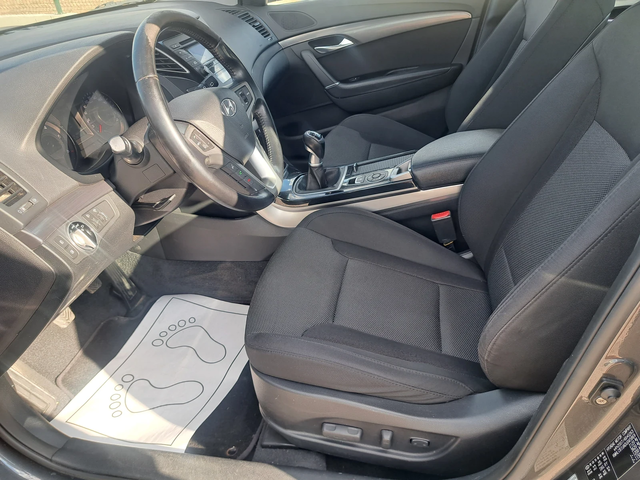 Hyundai I40 1, 7crdi - автомобили, коли, обяви за нови и употребявани 9