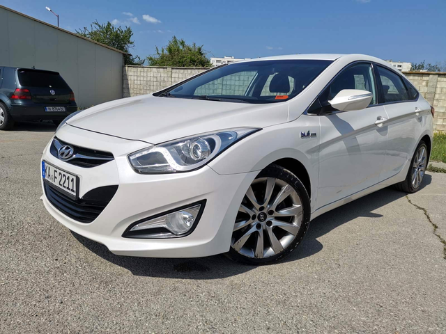 Hyundai I40 КАТО НОВ - автомобили, коли, обяви за нови и употребявани 0