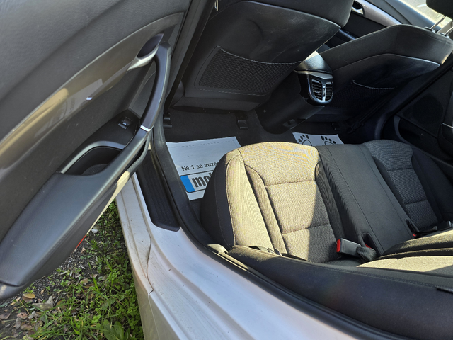 Hyundai I40 КАТО НОВ - автомобили, коли, обяви за нови и употребявани 15