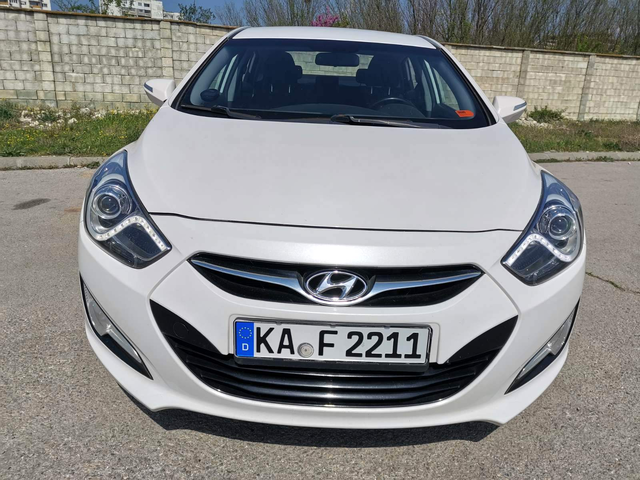 Hyundai I40 КАТО НОВ - автомобили, коли, обяви за нови и употребявани 1
