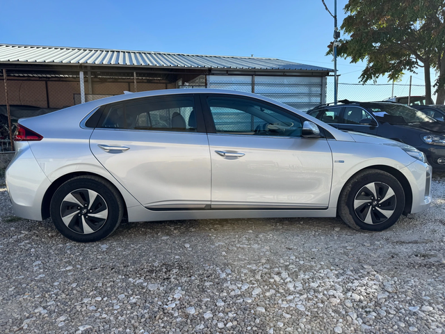 Hyundai Ioniq 1.6HYBRID-PREMIUM-FULL PACK - автомобили, коли, обяви за нови и употребявани 3