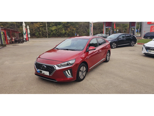 Hyundai Ioniq Hybrid-2022г.- 110.000км - автомобили, коли, обяви за нови и употребявани 12
