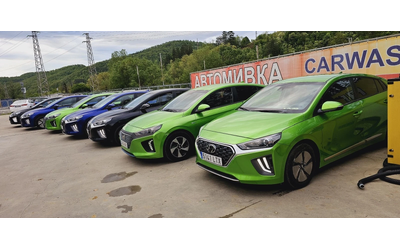 Hyundai Ioniq Full Hybrid* Зелена Перла* ГОТОВ ЗА ТАКСИ - автомобили, коли, обяви за нови и употребявани 10