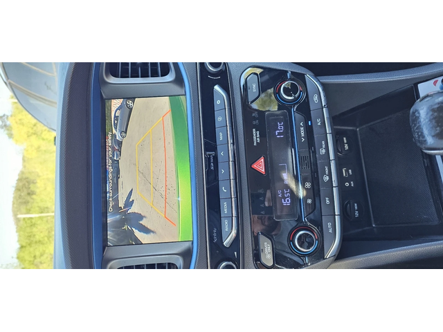 Hyundai Ioniq Full Hybrid* Зелена Перла* ГОТОВ ЗА ТАКСИ - автомобили, коли, обяви за нови и употребявани 9