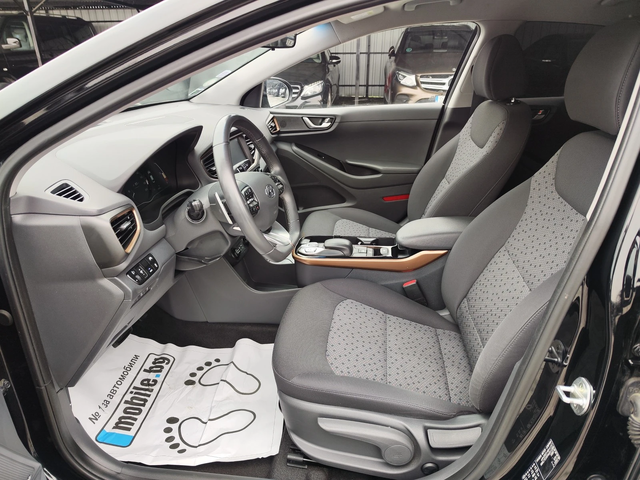 Hyundai Ioniq CAMERA* LEDD* DISTRONIC* LINEASIST* LIZING - автомобили, коли, обяви за нови и употребявани 4