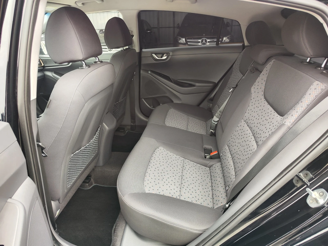 Hyundai Ioniq CAMERA* LEDD* DISTRONIC* LINEASIST* LIZING - автомобили, коли, обяви за нови и употребявани 5