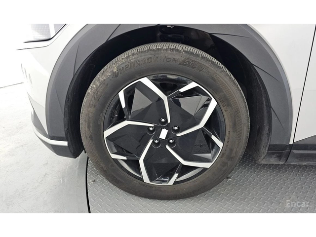 Hyundai Ioniq 5 * LONG RANGE* КОЖА* ПОДГРЕВ* ОБДУХВАНЕ* - автомобили, коли, обяви за нови и употребявани 4