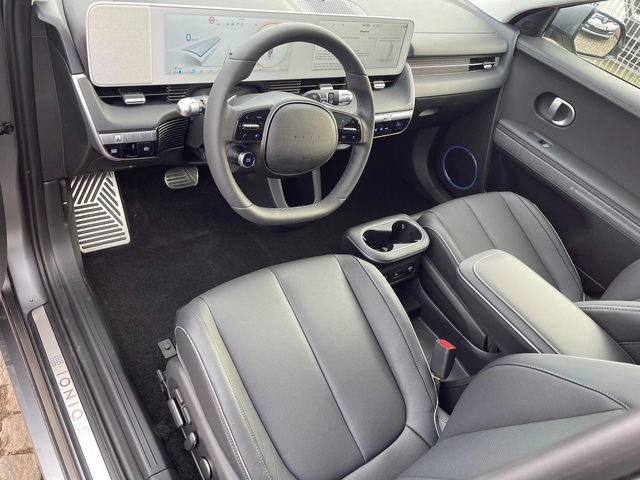 Hyundai Ioniq 5 /77.4kwh/4x4/Premium+ /520km/ - автомобили, коли, обяви за нови и употребявани 7