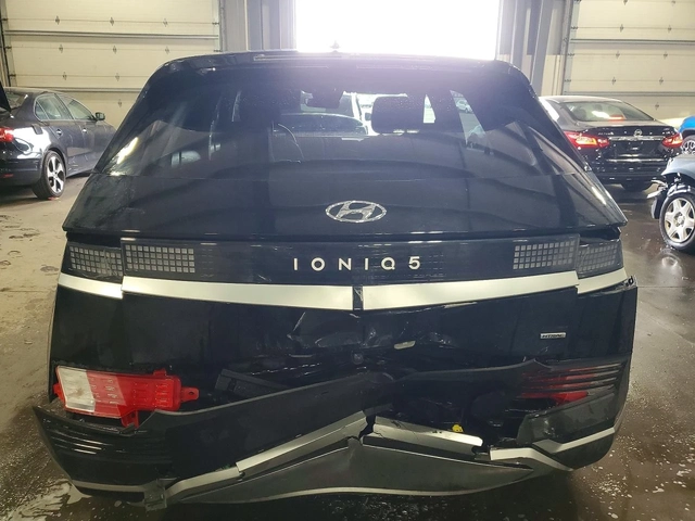 Hyundai Ioniq 5 SE AWD - автомобили, коли, обяви за нови и употребявани 5