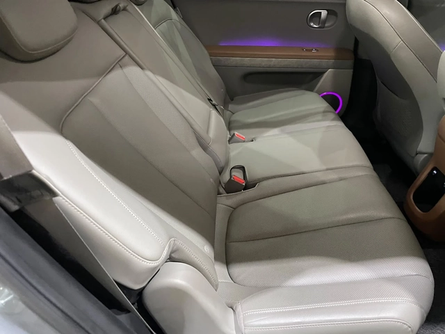 Hyundai Ioniq 5 Long Range ! AWD ! Prestige ! - автомобили, коли, обяви за нови и употребявани 11
