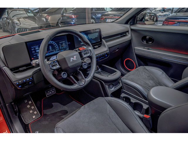 Hyundai Ioniq 5 N 650hp/AWD/Камера 360/HuD/Ambient/Distronic/Lane Assist - автомобили, коли, обяви за нови и употребявани 6