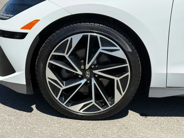 Hyundai Ioniq IONIQ 6 - автомобили, коли, обяви за нови и употребявани 8