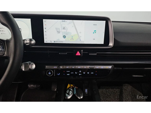 Hyundai Ioniq 6 * LONG RANGE* EXCLUSIVE* КОЖА* ПОДГРЕВ* ОБДУХВАНЕ* - автомобили, коли, обяви за нови и употребявани 9