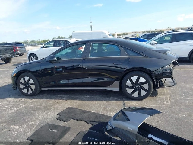 Hyundai Ioniq 6 SE* ПОДГРЕВ* 360* КАМЕРА* KEYLESS* - автомобили, коли, обяви за нови и употребявани 9