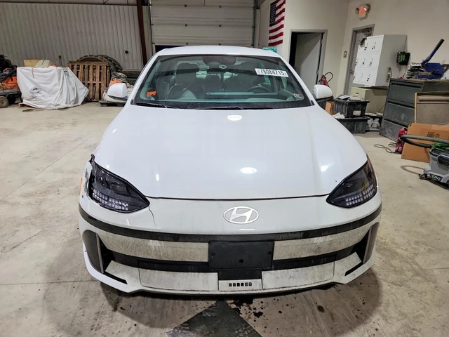 Hyundai Ioniq 6 SEL - автомобили, коли, обяви за нови и употребявани 1
