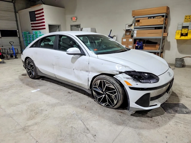 Hyundai Ioniq 6 SEL - автомобили, коли, обяви за нови и употребявани 2