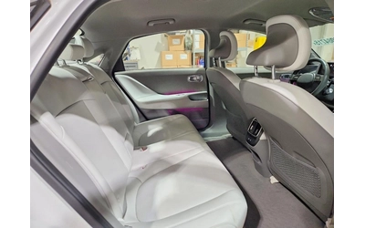 Hyundai Ioniq 6 SEL - автомобили, коли, обяви за нови и употребявани 9