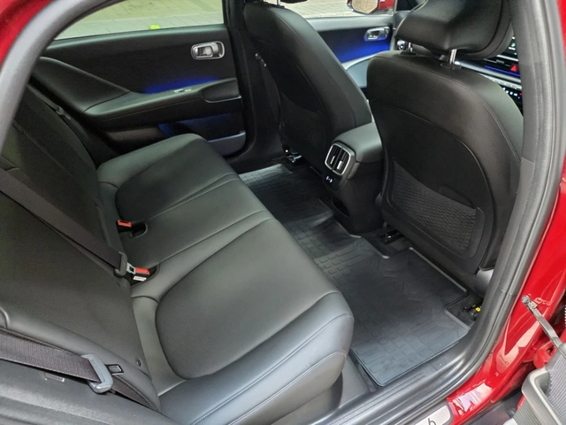 Hyundai Ioniq 6 Ultimate * AWD* 77.4* BOSE* PANO* 360* Head-Up* - автомобили, коли, обяви за нови и употребявани 13