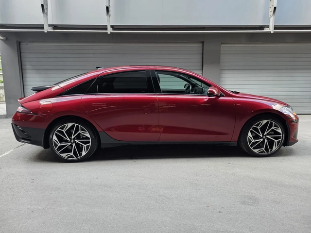 Hyundai Ioniq 6 Ultimate * AWD* 77.4* BOSE* PANO* 360* Head-Up* - автомобили, коли, обяви за нови и употребявани 5