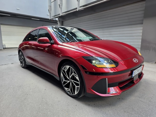 Hyundai Ioniq 6 Ultimate * AWD* 77.4* BOSE* PANO* 360* Head-Up* - автомобили, коли, обяви за нови и употребявани 7