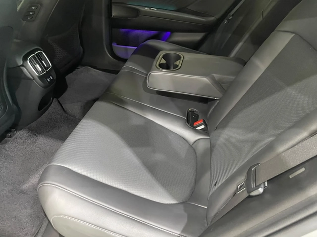 Hyundai Ioniq 6 Long Range ! AWD ! Prestige ! - автомобили, коли, обяви за нови и употребявани 11