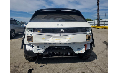 Hyundai Ioniq Rear-wheel drive - автомобили, коли, обяви за нови и употребявани 5