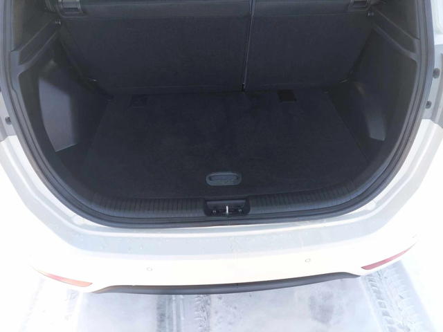 Hyundai Ix20 1,4i 90ps ГАЗ/БЕНЗИН - автомобили, коли, обяви за нови и употребявани 13