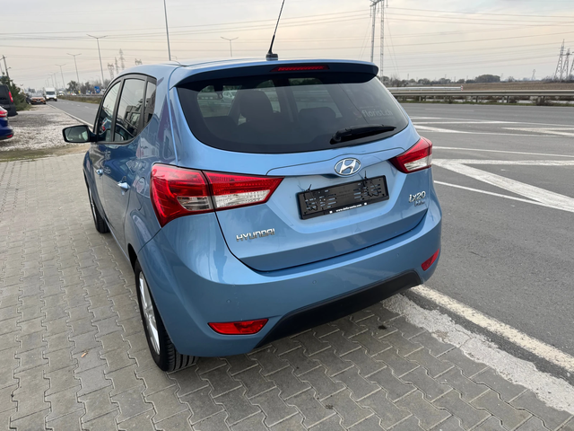 Hyundai Ix20 1.6 i - автомобили, коли, обяви за нови и употребявани 4