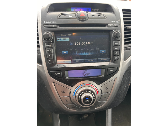 Hyundai Ix20 1.4i NAVI EURO 5 - автомобили, коли, обяви за нови и употребявани 11