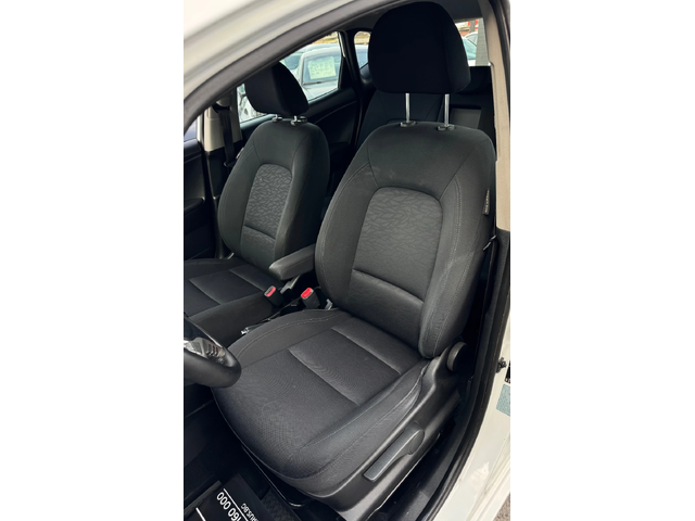 Hyundai Ix20 - автомобили, коли, обяви за нови и употребявани 8