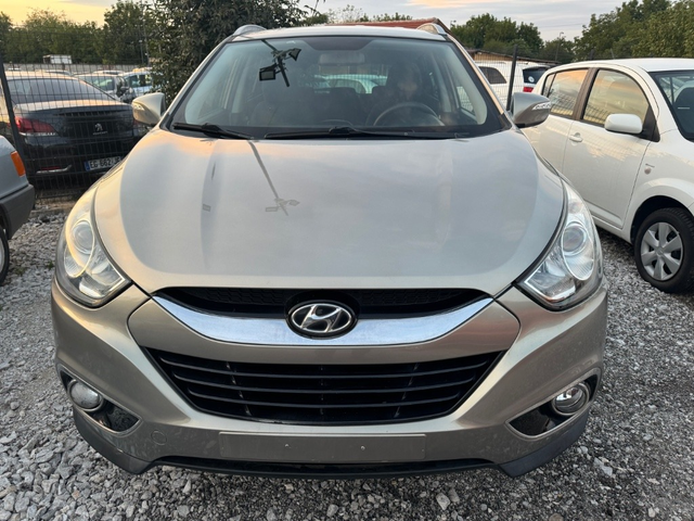 Hyundai IX35 2.0i ГАЗОВ ИНЖЕКЦИОН - автомобили, коли, обяви за нови и употребявани 1