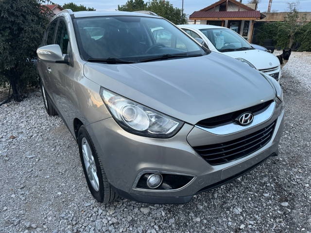 Hyundai IX35 2.0i ГАЗОВ ИНЖЕКЦИОН - автомобили, коли, обяви за нови и употребявани 3