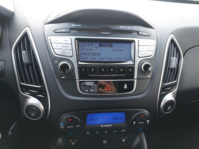 Hyundai IX35 2, 0d 4x4 136ps - автомобили, коли, обяви за нови и употребявани 11