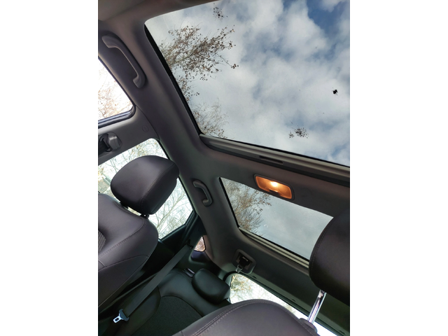 Hyundai IX35 2, 0d 4x4 136ps - автомобили, коли, обяви за нови и употребявани 13