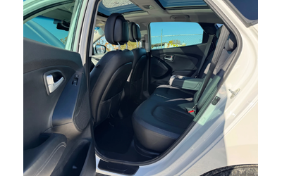 Hyundai IX35 -2.0CRDI-PREMIUM-4X4-FULL PACK - автомобили, коли, обяви за нови и употребявани 10