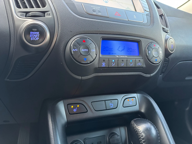 Hyundai IX35 2.0D-4x4-AUT-CAMERA-KEYLESS-ПОДГРЕВ-XENON - автомобили, коли, обяви за нови и употребявани 12