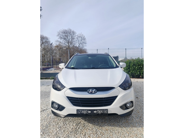 Hyundai IX35 2.0, 184к.с. 4х4 FULL - автомобили, коли, обяви за нови и употребявани 4
