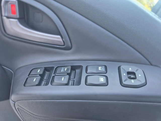 Hyundai IX35 1.7, 116к.с. Люксембург - автомобили, коли, обяви за нови и употребявани 8