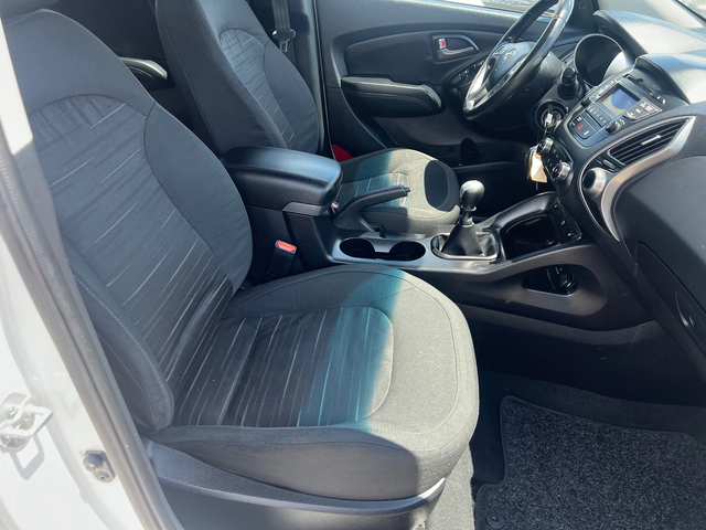 Hyundai IX35 1.7 CRDI - автомобили, коли, обяви за нови и употребявани 11