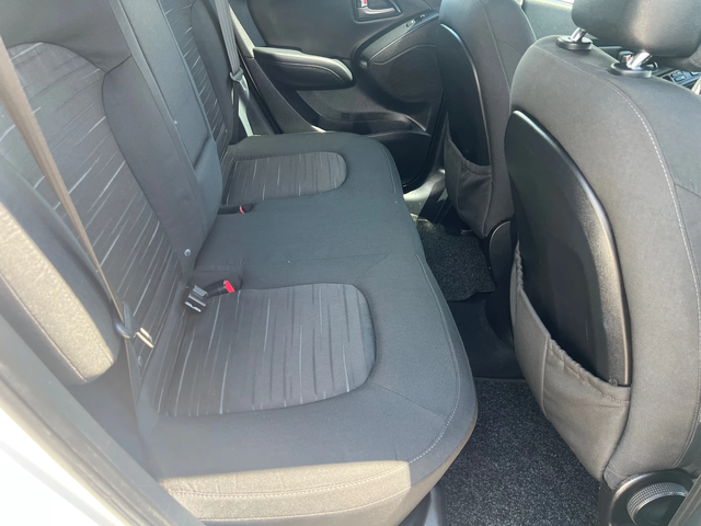 Hyundai IX35 1.7 CRDI - автомобили, коли, обяви за нови и употребявани 13