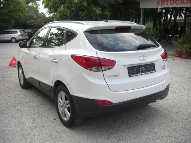 Hyundai IX35 1.7CRDI 6ck. EURO 5B - автомобили, коли, обяви за нови и употребявани 2