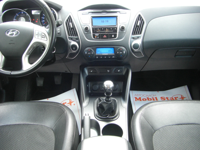Hyundai IX35 1.7CRDI 6ck. EURO 5B - автомобили, коли, обяви за нови и употребявани 9