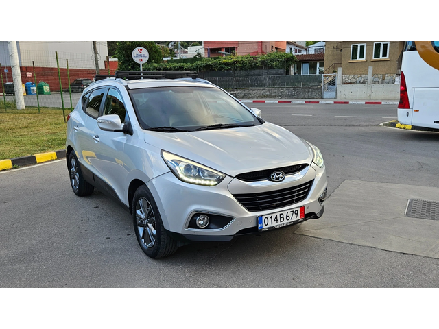 Hyundai IX35 2.0 Crdi AVTOMAT/4X4/KOJA/NAVIG/FACELIFT - автомобили, коли, обяви за нови и употребявани 7